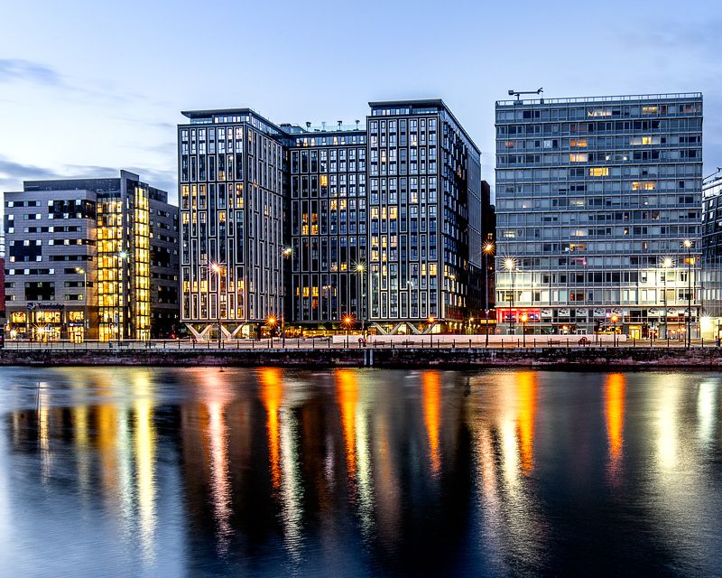 reflections, night, uk, liverpool, water Reflections on the water фото превью