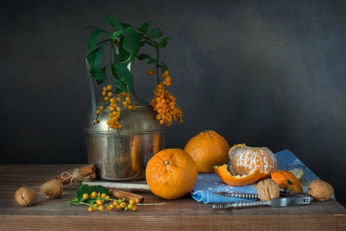 дуранта плюмье &mdash; фиолетовая березка (ягоды кустарника, цветущего нежно-фиолетовыми соцветиями), Людмила Бекман