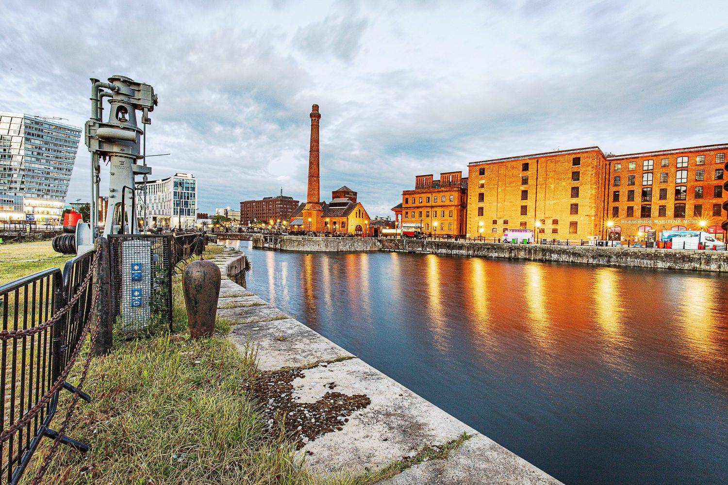 reflections, water, liverpool, uk, sky, Joao R Cortez