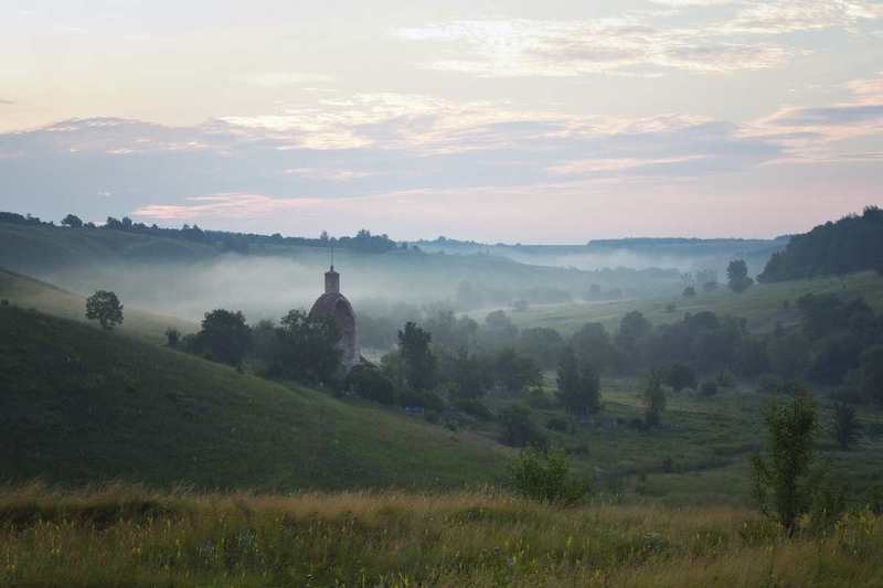 Ведьмино, красивая меча, лето, пейзаж, погост, природа, разрушенная церковь, река, россия, туман, Утро, Утро на Ивана Купала река забвения фото превью