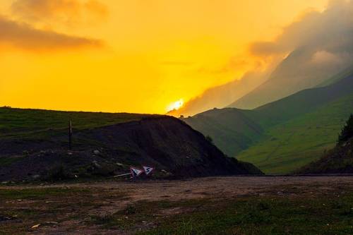 Закат в горах.