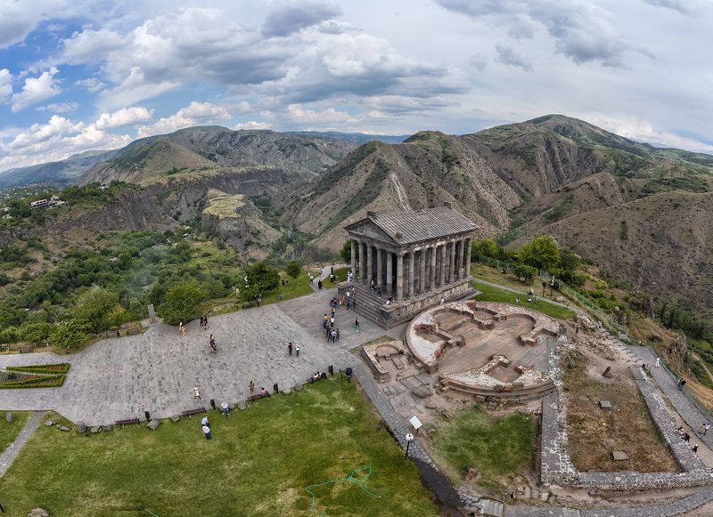 Армения, храм Гарни фото превью