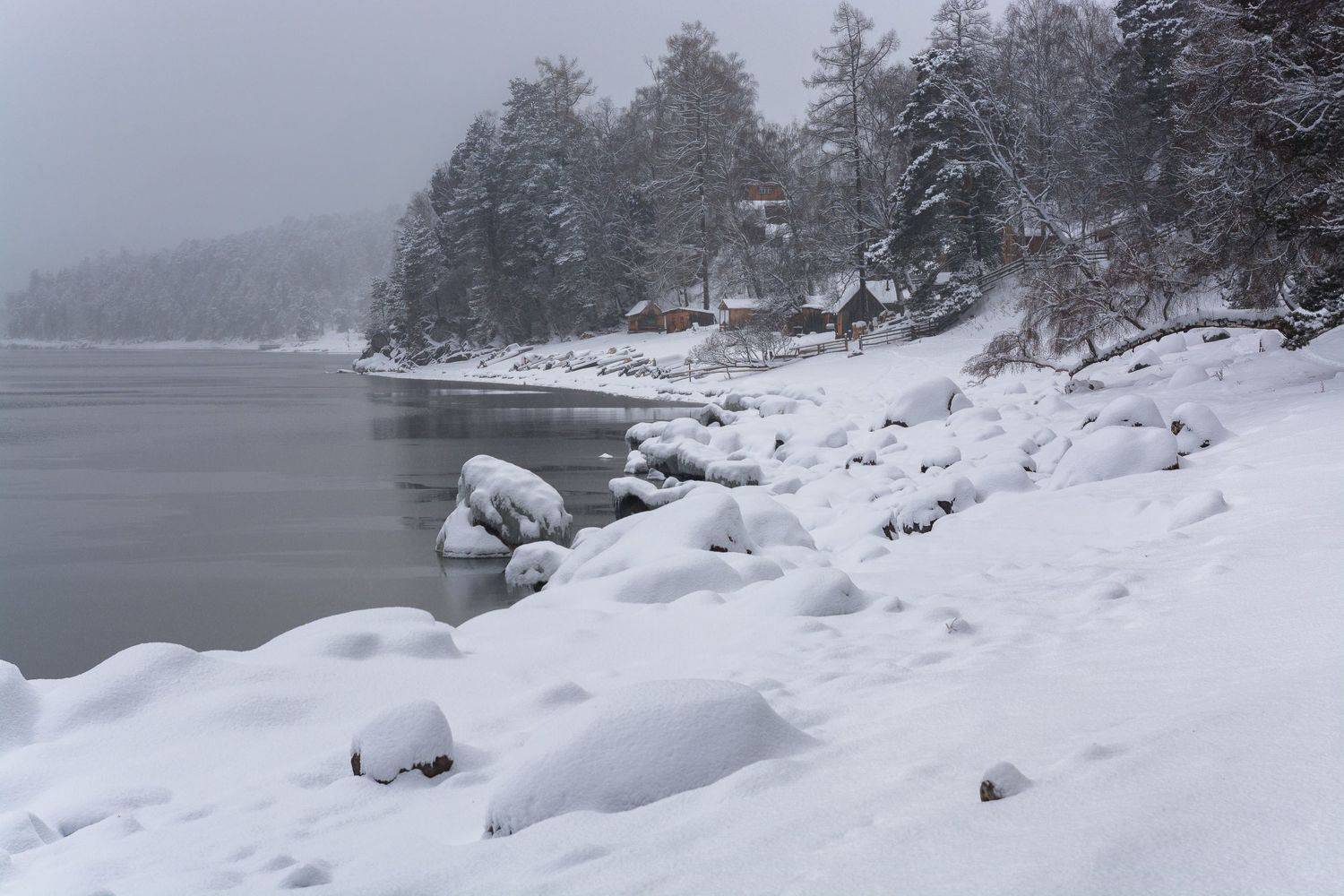 россия, горный алтай, телецкое озеро, зима, Андрей Поляков