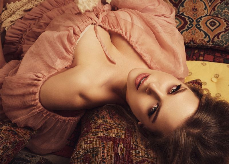 Анна фото превью