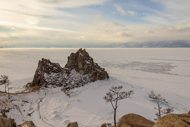 Скала Шаманка в феврале фото превью