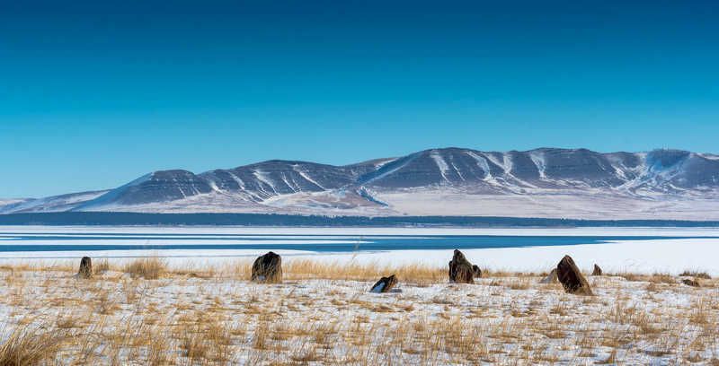 Река Енисей камни горы  Средний Енисей  фото превью
