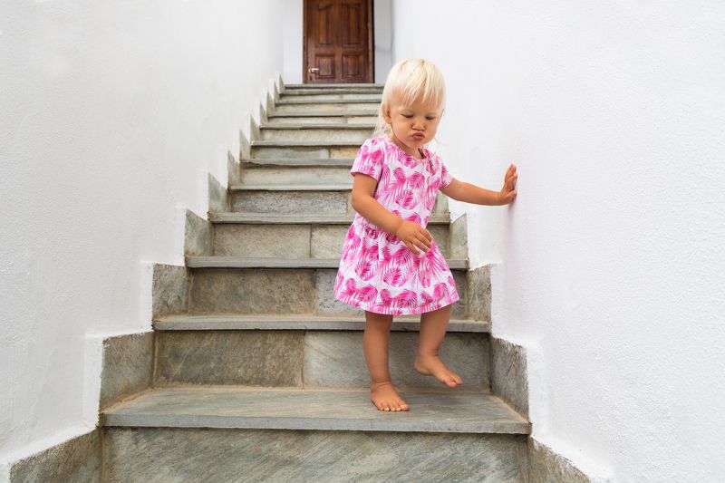 девочка, дети, портрет, child, kid, portrait, stairs, girl Лесница фото превью