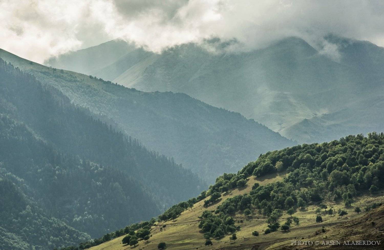 ГОРЫ, Кавказ, Карачаево-Черкесия, Облака, Свет, Северный Кавказ, Тучи, Арсен Алабердов