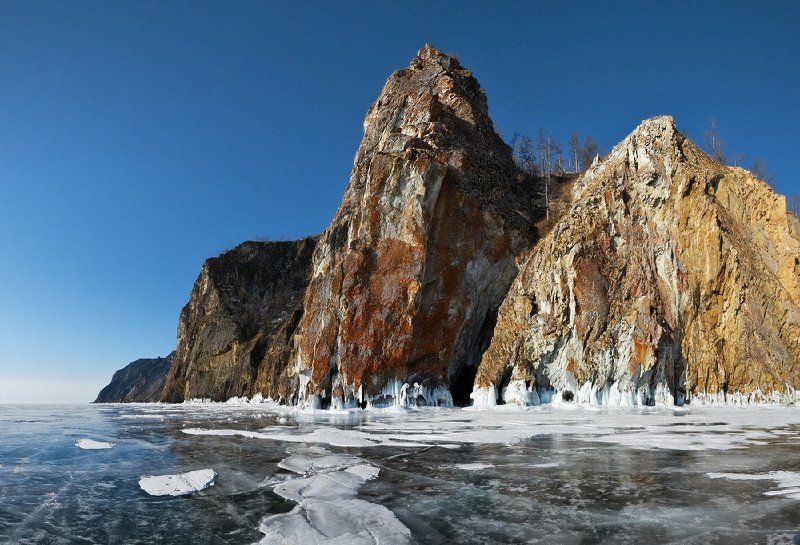 байкал, лёд, скалы Клыки Ольхона фото превью