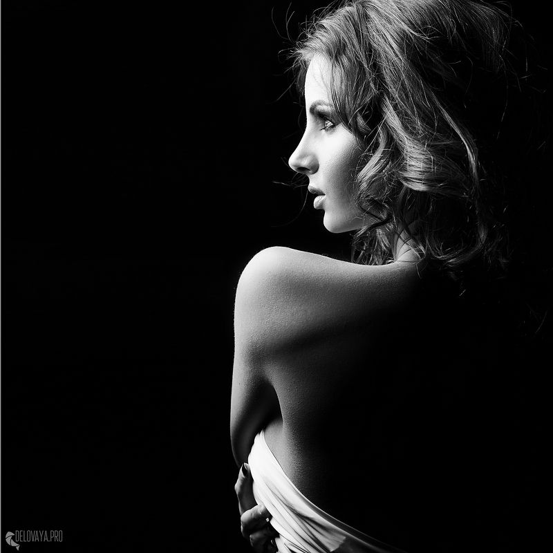 студия, девушка, бьюти, сексуальность, нежность, макияж,  Линия ее тела фото превью