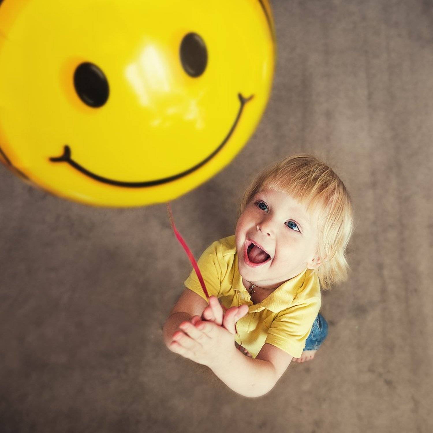 мальчик, малыш, шарик, улыбка, смайлик, Ирина Сиротова