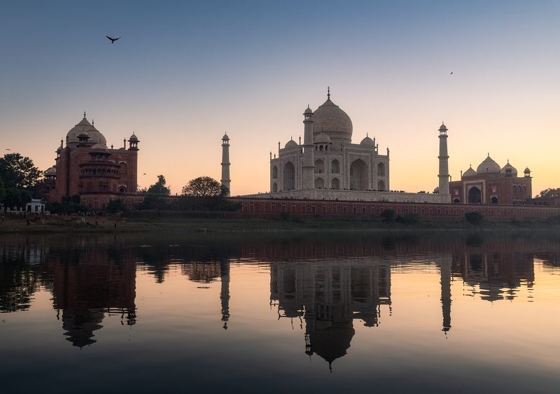 храм, индия, агра, индуистский, священный, комплекс, путешествие, путешествия, азия, тадж-махал, тадж махал, мечеть, india, agra, temple, hindu, sacred, travel, asia, taj mahal, evening, blue hour, mosque Зимний вечер в Агре / Winter evening in Agra фото превью