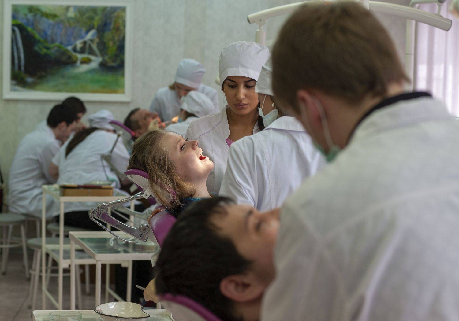 стоматолог, Георгий Сапожников