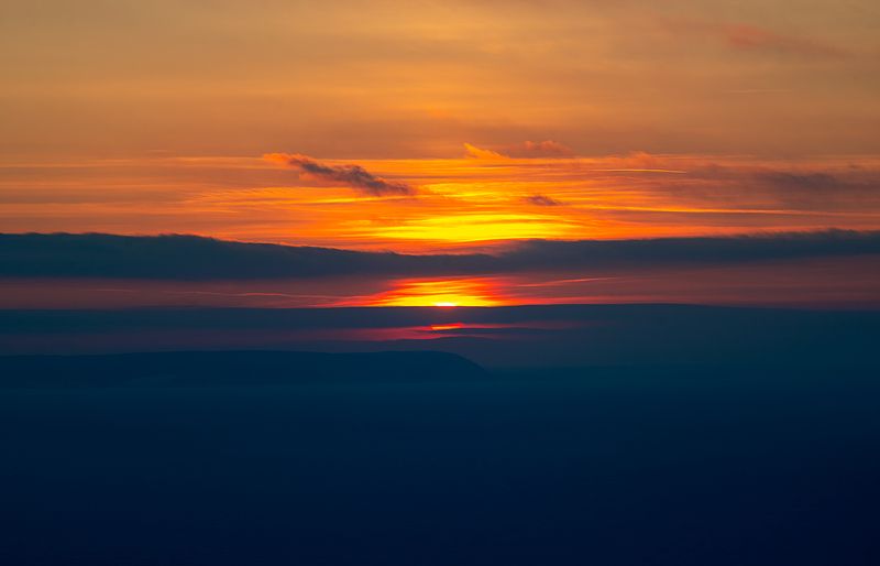 Forever the departing sun will freeze. фото превью