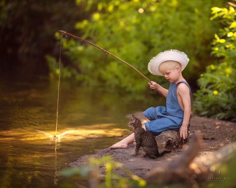 Fishing boy фото превью