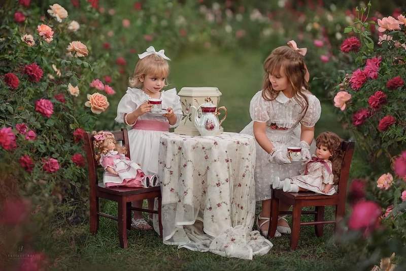Tea party for dolls фото превью