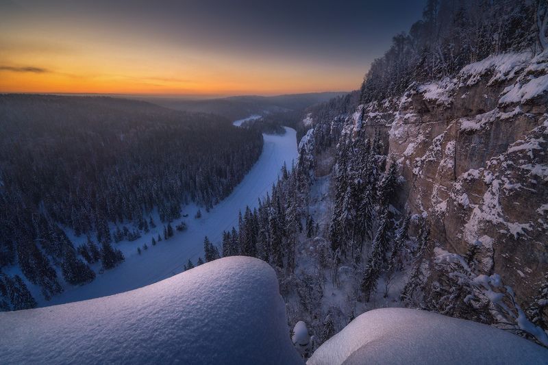 Рассвет на Усьвинских столбах