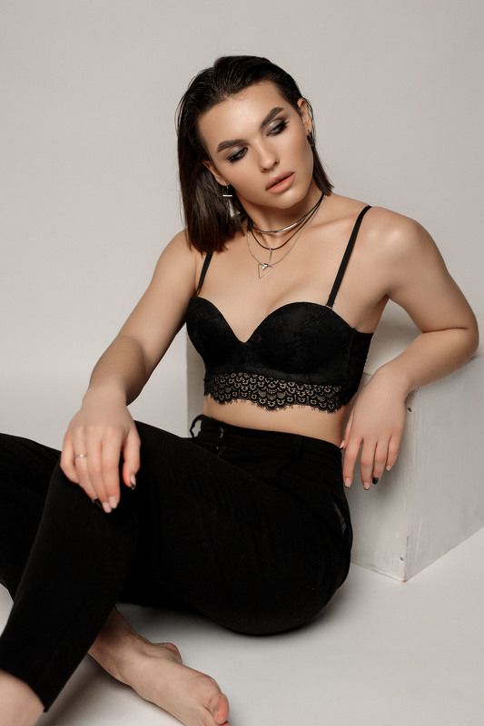 девушка, модель, портрет, фотосессия, студия, гламур, girl, model, modeling, young, portrait, творческий портрет, женский портрет, woman, young woman, glamour, постановка, постановочная фотография, fashion Катя фото превью