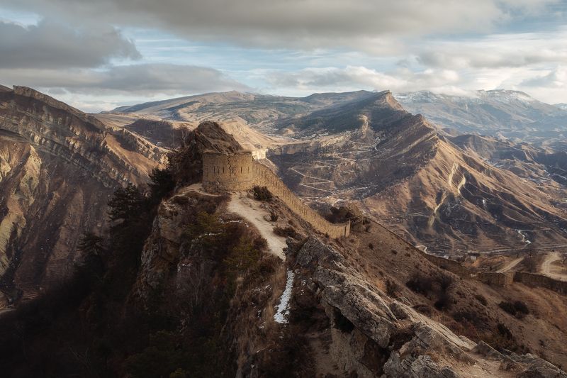 Башня Шамиля. Гуниб. Дагестан. фото превью
