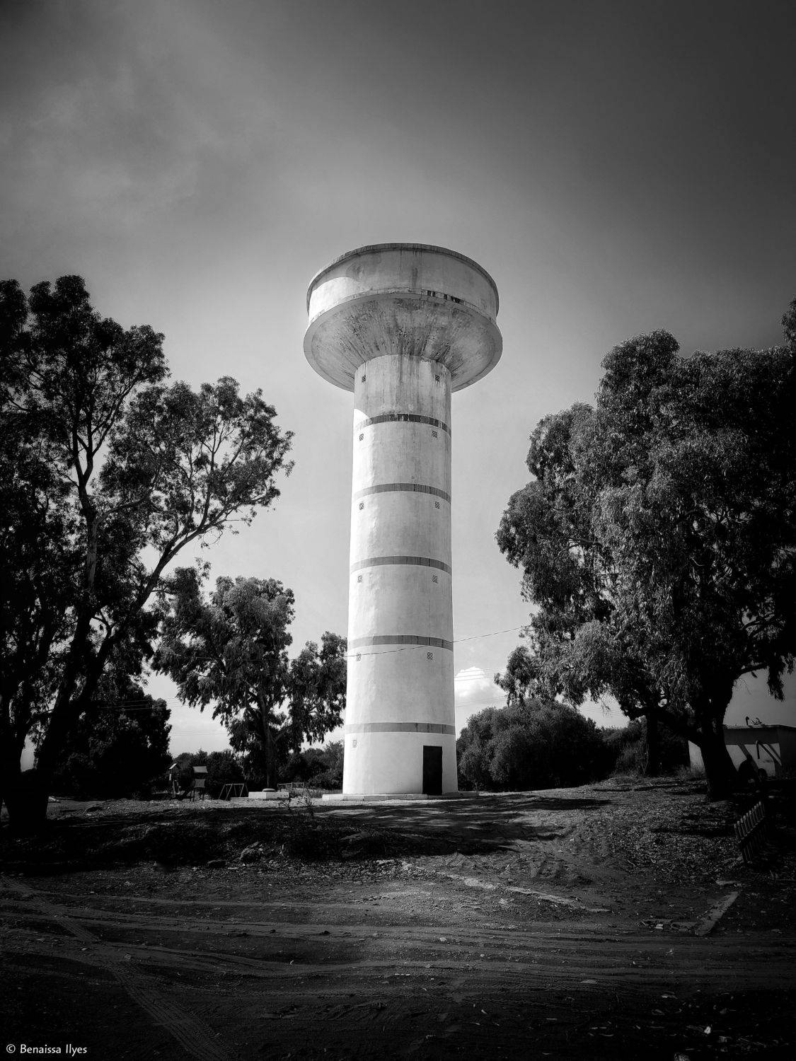 black and white, bnw, monochrome, architecture، building, outdoor, tower, building, algeria, photography, trees, shadow, symmetry, water tower,, Ilyes Benaissa