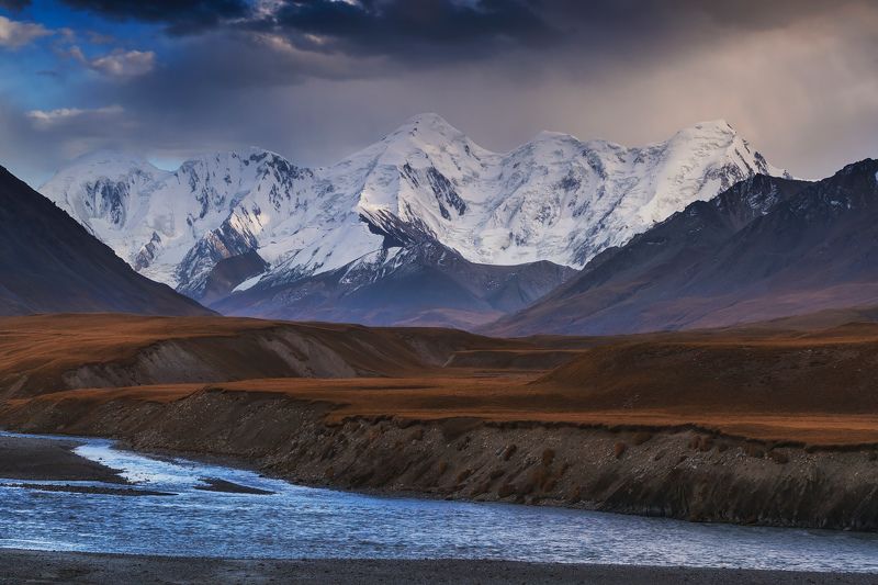 горы, тянь-шань, сарыджаз, киргизия, осень Осень в долине Сарыджаз фото превью