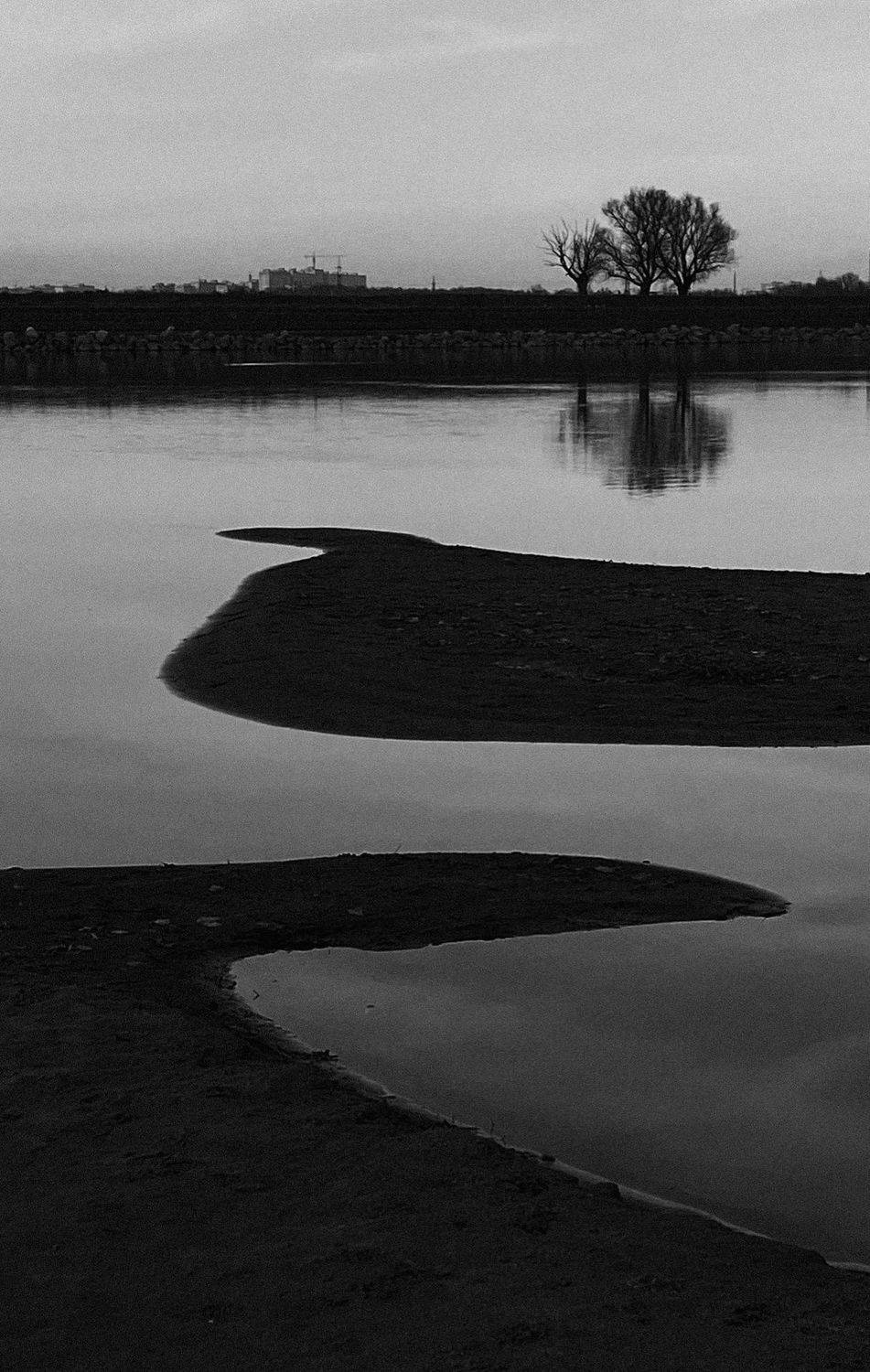 мобильное фото, чб, река, Елена Шевченко