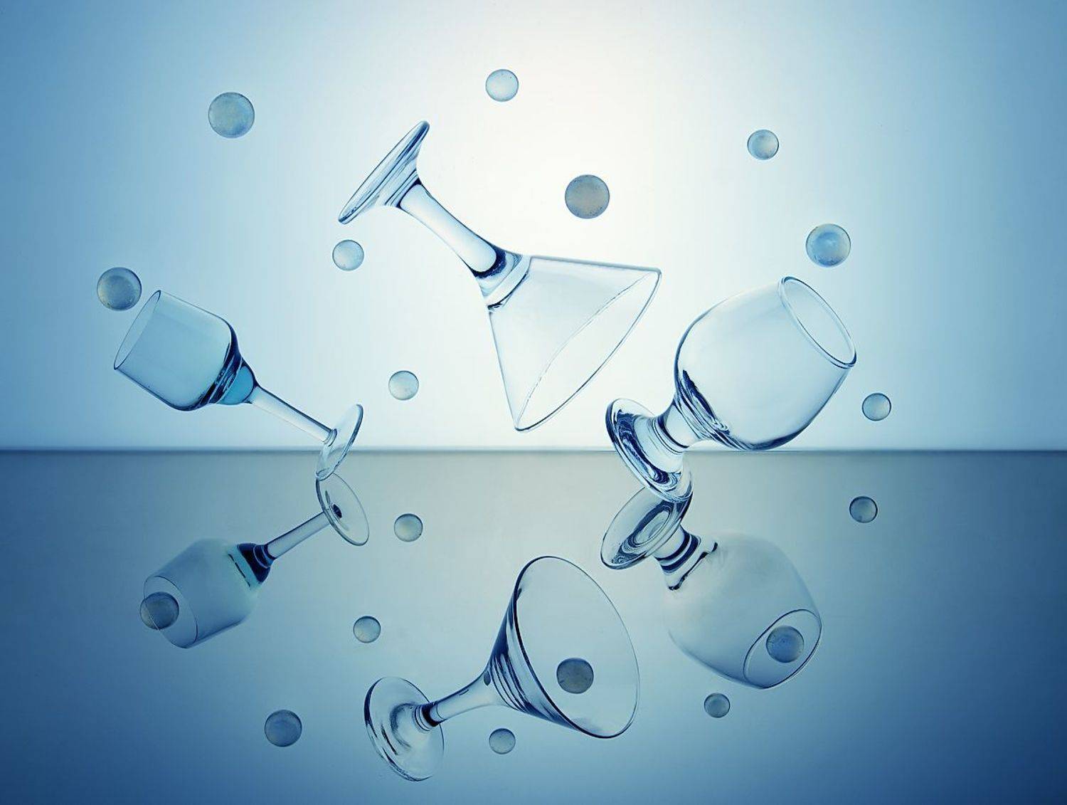 натюрморт стекляшечки свет отражение бокалы фотография, Ирина Фурашова