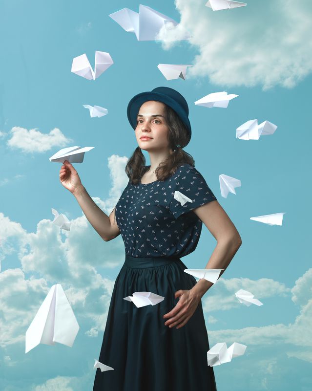 портрет,соцсети, самолетики бумажные TELEGRAM фото превью