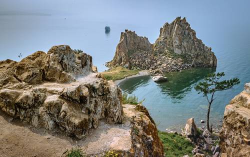 Байкал, скала Шаманка