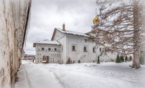 Двор старого кремля