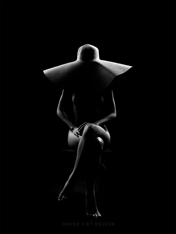 fine nude, nude, glamour, asian, vietnam, vietnamese, body, black and white, bw, bnw, monochrome, mood, hat * * * фото превью