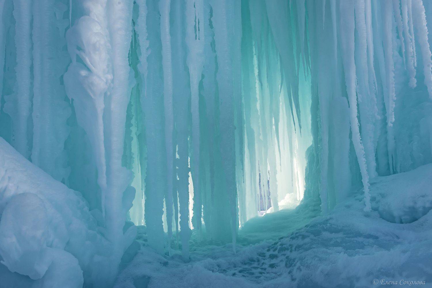 ледопад, лед. голубой лед, сосульки, зима, Соколова Елена