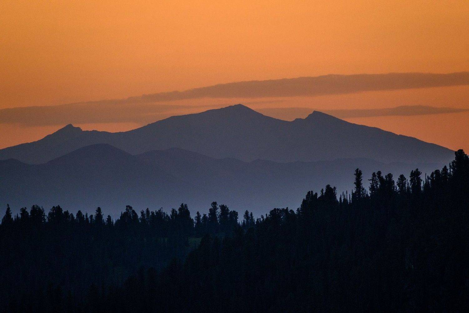 горы, закат, слои, Владимир Жерновенков