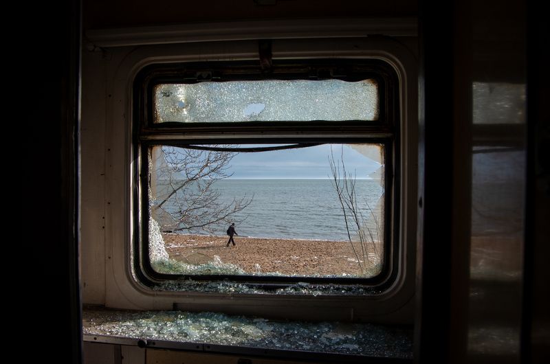 окно в мир, рамка, выйти из рамки, взгляд из нутри, море, небо Окно в мир фото превью