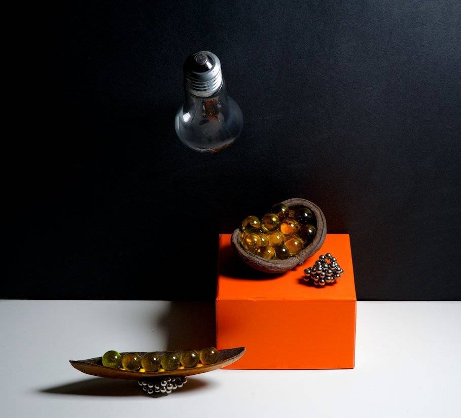 conceptual, still, life, Air Walk