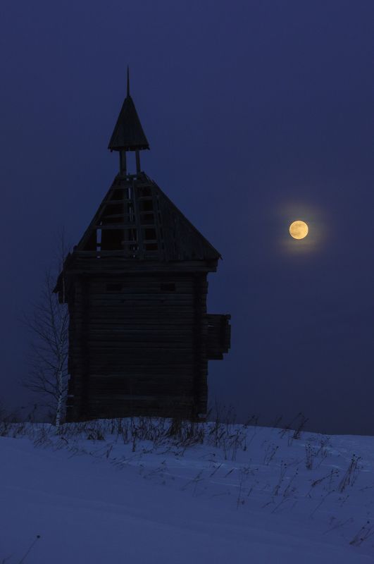 Луна ночь зима снег сумерки В лунной дымке фото превью