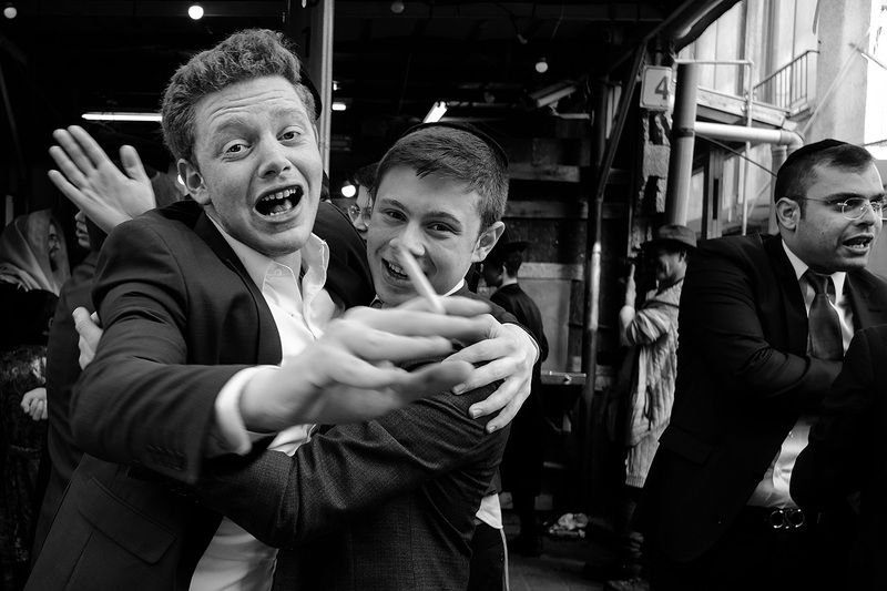 Purim,  black and white, Street,  religious,  traditional  Purim, Bnei Brak Israel  фото превью