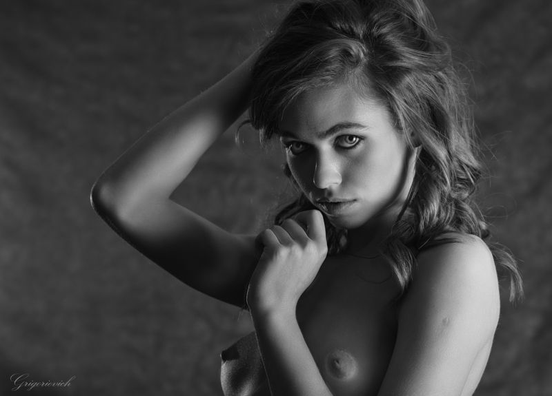 девушка. портрет. красота. глаза. грудь взгляд. Ольга фото превью