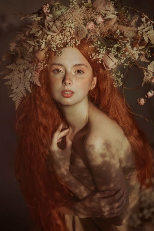 red, hair, woman, flowers, freckled, portrait, female, long, hair, flower, crown My muse фото превью