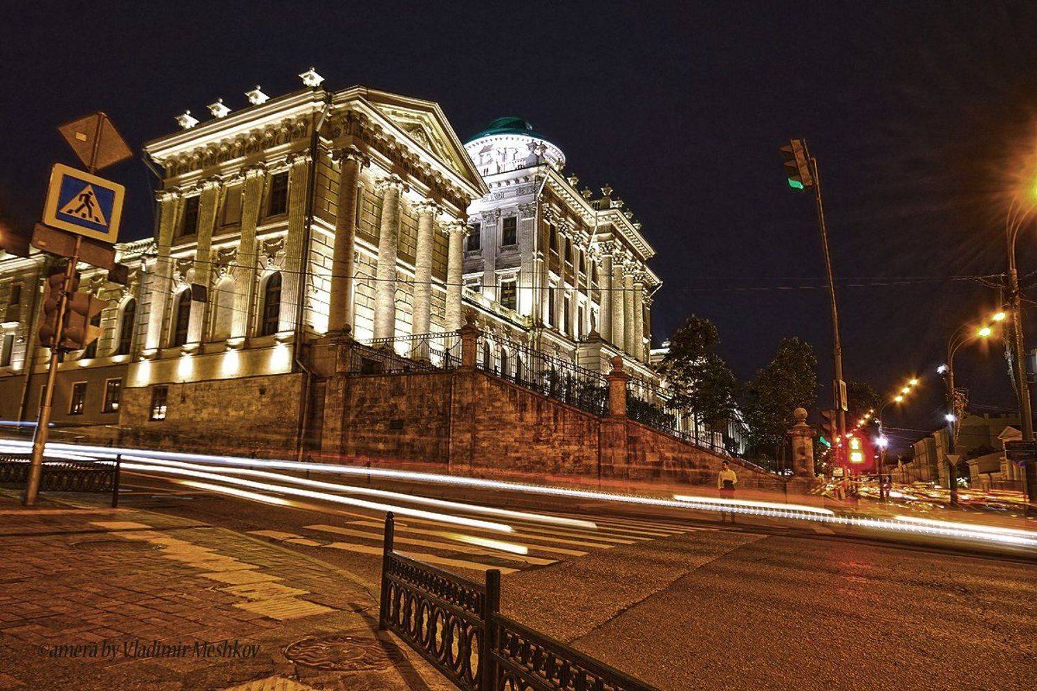 , &copy; =Vladimir Meshkov=