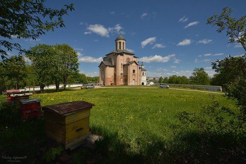 Чтобы медом казалось