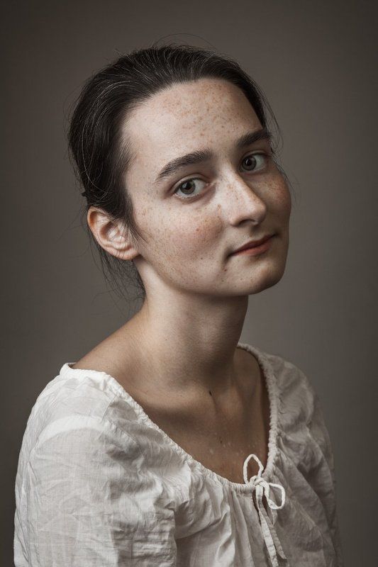 девушка, в белом В белом фото превью