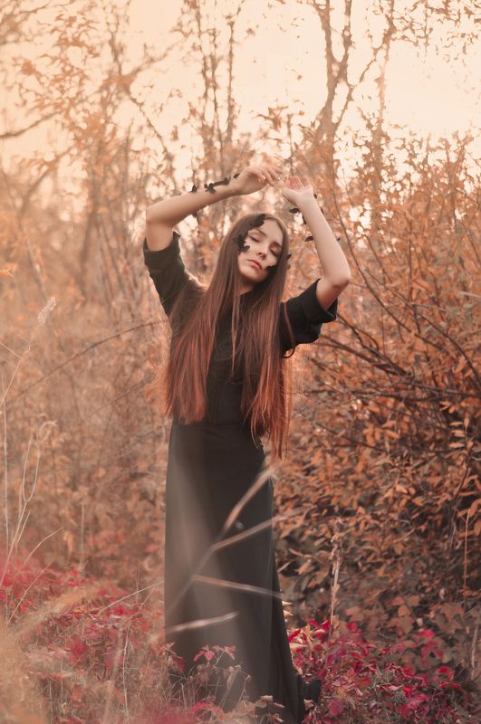 Black, Blossom, Butterfly, Flowers, Forest, Garden, Girl, Grass, Portrait, Summer Butterfly фото превью