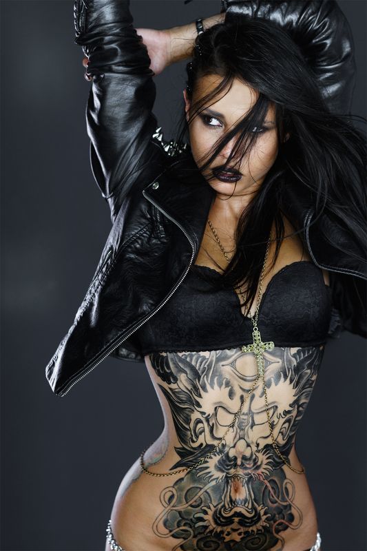 EVIL фото превью