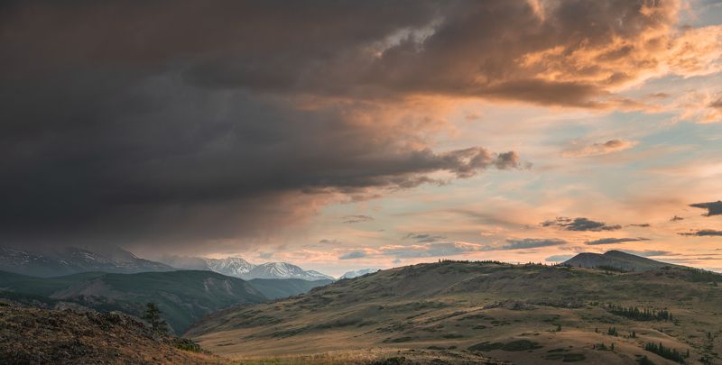 Горы, Алтай, закат Хвост Северо-Чуйского хребта, Горный Алтай фото превью