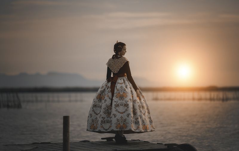 Fallera фото превью