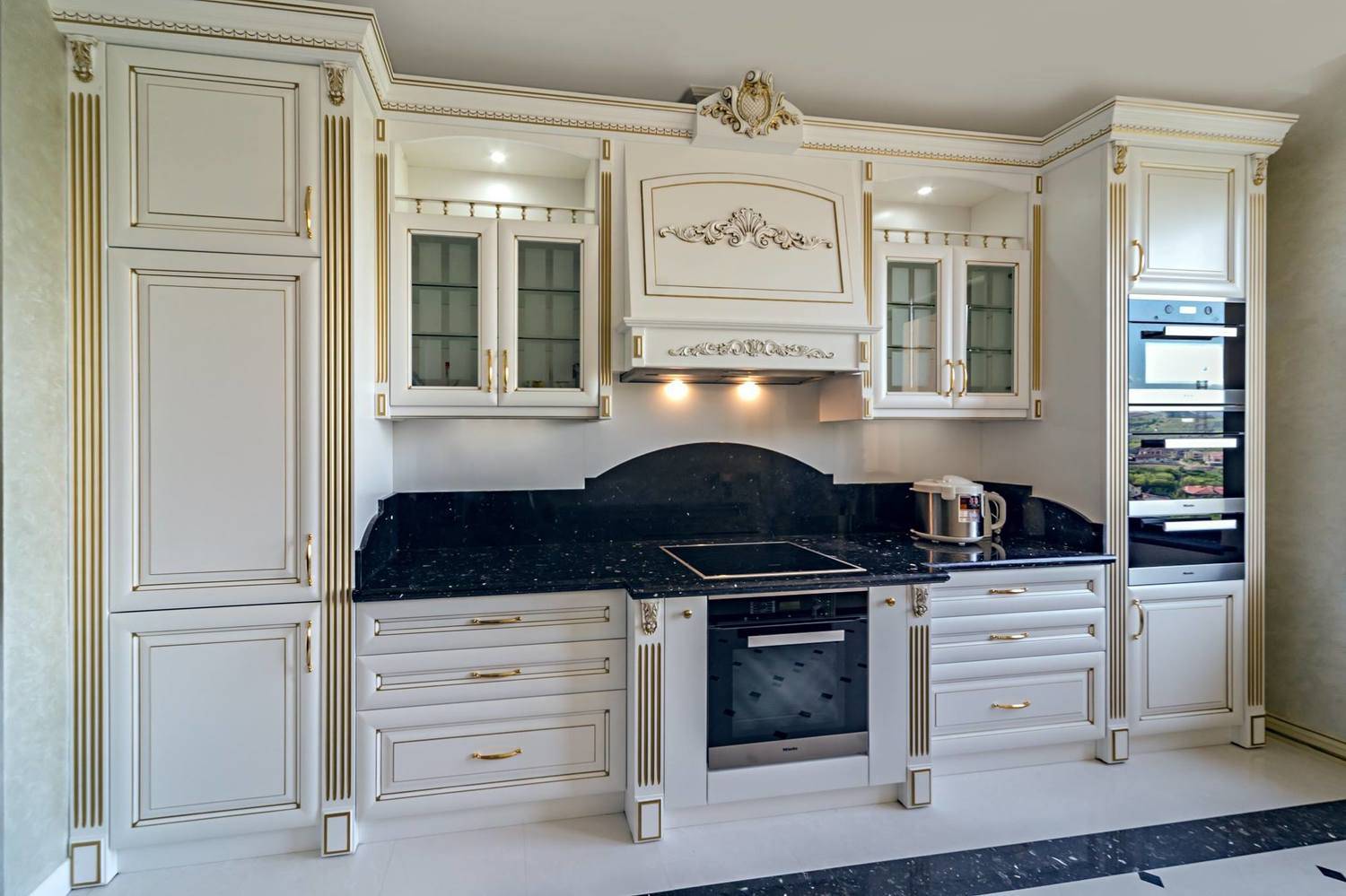 , Михаил Попов