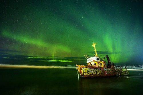 Под крылом Авроры