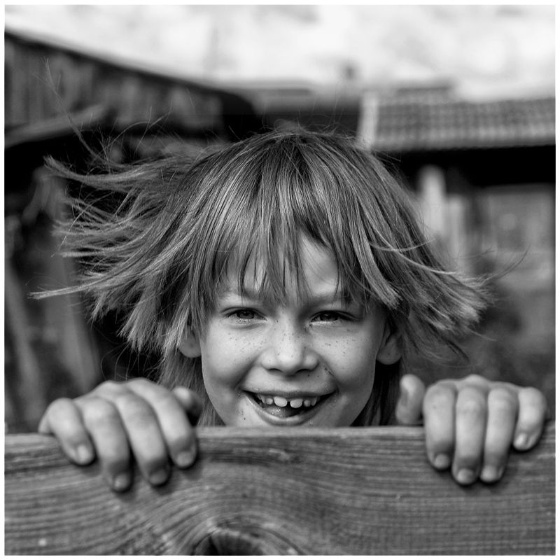 Случайный портрет незнакомки фото превью