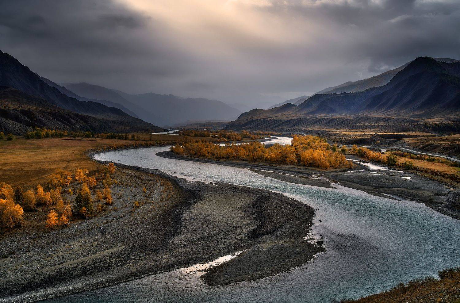 , Сергей Межин